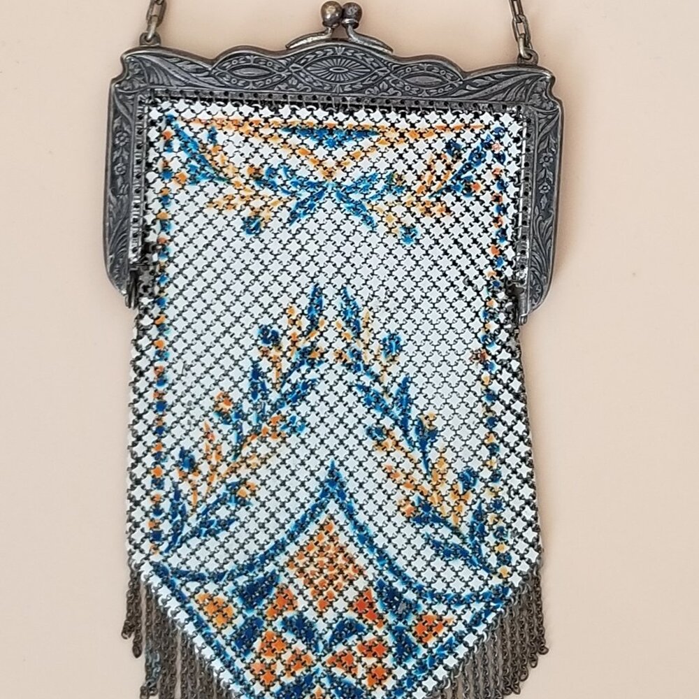 Vintage Mandalian Mfg. Co. Mesh Bag Flapper Purse,